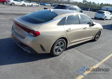 2021 Kia K5 Lxs z USA, uszkodzony, nr VIN 5XXG14J22MG049966